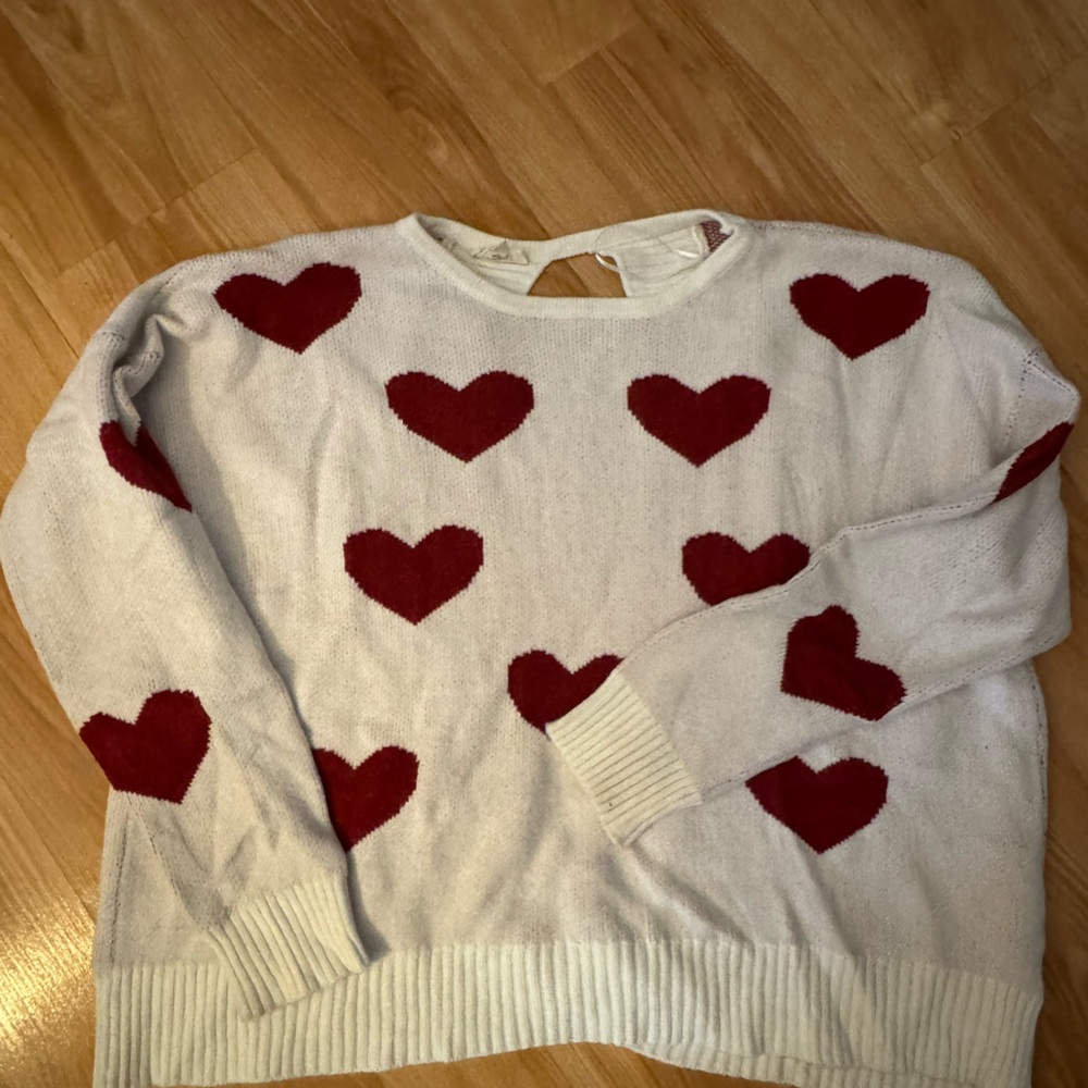 Eesome Cream Sweater with Red Heart Pattern